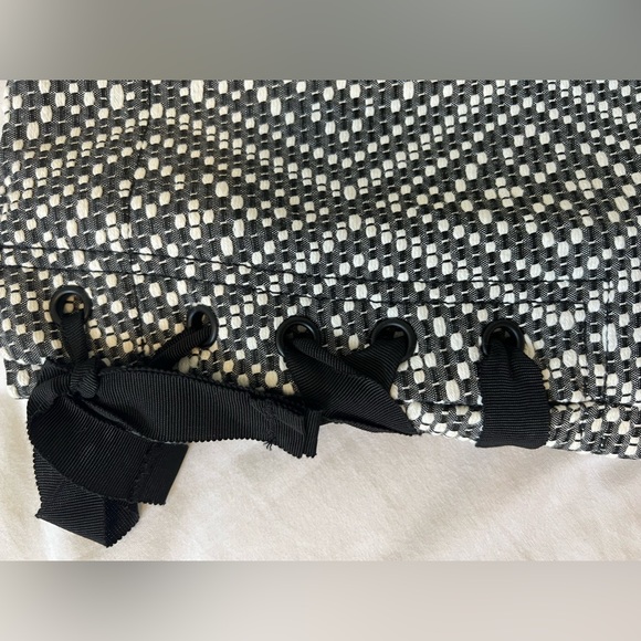 GAP Tweed Woven Shorts - Picture 4 of 5